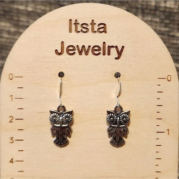Owl charm earrings on sterling silver earwires - Picture 1 of 2